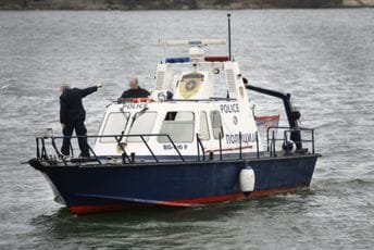 Beograd: Prevrnuo se čamac na Dunavu, tri osobe nestale Beograd: Prevrnuo se čamac na Dunavu, tri osobe nestale