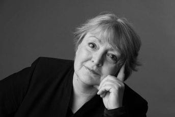 Kako je govorila Dubravka Ugrešić: Nije lako biti mali narod i pritom nemati puno toga na raspolaganju Kako je govorila Dubravka Ugrešić: Nije lako biti mali narod i pritom nemati puno toga na raspolaganju