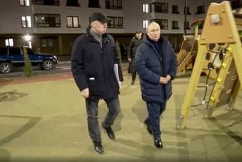 (VIDEO) Ukrajinsko ministarstvo: Putin posjetio Mariupolj pod velom noći, kao lopov (VIDEO) Ukrajinsko ministarstvo: Putin posjetio Mariupolj pod velom noći, kao lopov