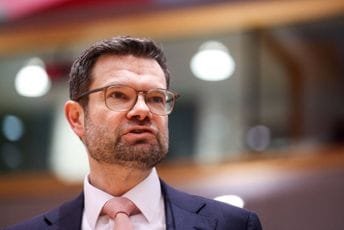 Njemački ministar: Uhapsićemo Putina ako dođe u našu zemlju Njemački ministar: Uhapsićemo Putina ako dođe u našu zemlju