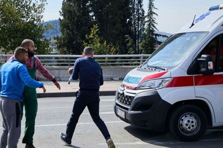 Spašena beba van je životne opasnosti Spašena beba van je životne opasnosti