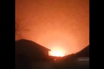 (VIDEO) Eksplozija na Krimu: “Uništeni moćni ruski projektili” (VIDEO) Eksplozija na Krimu: “Uništeni moćni ruski projektili”