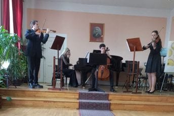 Kamerni ansambli Muzičke akademije nagrađeni na takmičenju u Beogradu Kamerni ansambli Muzičke akademije nagrađeni na takmičenju u Beogradu