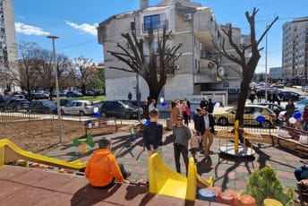 Novo dječje igralište u Momišićima: „Mališanima ponudili ono što im je nedostajalo“ Novo dječje igralište u Momišićima: „Mališanima ponudili ono što im je nedostajalo“