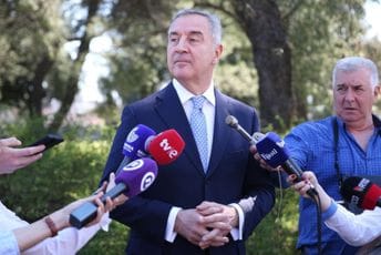Đukanović: EU u posljednjih 10 godina nije znala šta da radi sa našom regijom, ali Rusija jeste Đukanović: EU u posljednjih 10 godina nije znala šta da radi sa našom regijom, ali Rusija jeste