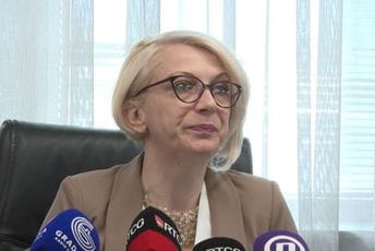 Agencija za elektronske medije podnijela više prijava za kršenje pravila korišćenja maloljetnika u političke svrhe Agencija za elektronske medije podnijela više prijava za kršenje pravila korišćenja maloljetnika u političke svrhe