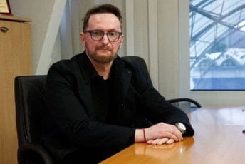 Zbog niske kamate na štednju očekuju dobar plasman državnih obveznica Zbog niske kamate na štednju očekuju dobar plasman državnih obveznica