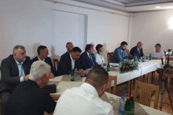 Kasni otvaranje fabrike Beluga votke u Nikšiću, iz Vlade tvrde: Rusi finaliziraju dokumentaciju Potpisivanje ugovora o prodaji dijela Neksana ruskom investitoru