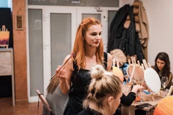 „Paint and Wine“ u Podgorici: Zaboravite na sve, uzmete u ruke pribor za slikanje „Paint and Wine“ u Podgorici: Zaboravite na sve, uzmete u ruke pribor za slikanje