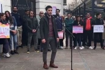 Umjetnici održali štrajk upozorenja, prijete obustavom kulturnih dešavanja u Crnoj Gori Umjetnici održali štrajk upozorenja, prijete obustavom kulturnih dešavanja u Crnoj Gori