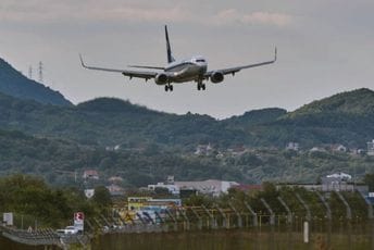 Zbog loše avio-povezanosti turistički prihodi upola manji Zbog loše avio-povezanosti turistički prihodi upola manji