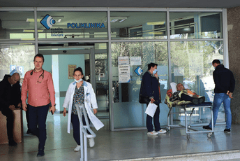 Ko ima para neka se liječi, ko nema neka śedi doma Ko ima para neka se liječi, ko nema neka śedi doma