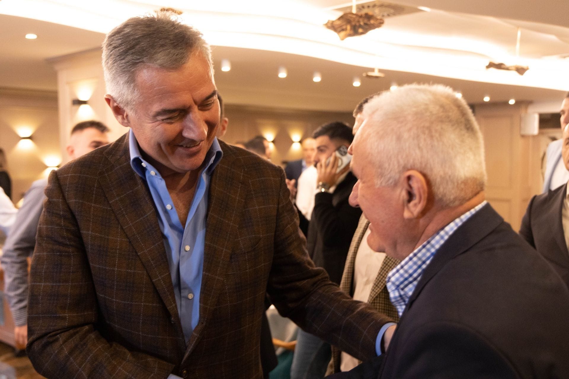 Fotografija 1: Đukanović prisustvovao iftaru u Ulcinju: Budimo na nivou odgovornosti na kojem smo bili na referendumu i radovaćemo se u nedjelju veče