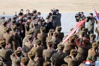 Zatvoren grad od 200.000 ljudi zbog bizarne krađe: Vojska pretražuje kuću po kuću Zatvoren grad od 200.000 ljudi zbog bizarne krađe: Vojska pretražuje kuću po kuću