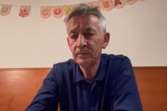 Tanjević podržao Đukanovića: Za mene bi izbor bio veoma lagan – glasao bih za Crnu Goru Tanjević podržao Đukanovića: Za mene bi izbor bio veoma lagan – glasao bih za Crnu Goru