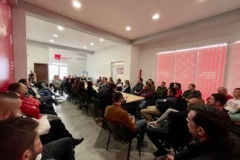 Šehović: Na izborima će pobijedi građanska Crna Gora, zastrašivanje dijaspore neće proći Šehović: Na izborima će pobijedi građanska Crna Gora, zastrašivanje dijaspore neće proći