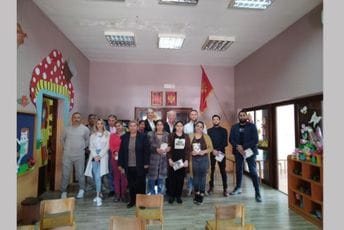 Strategija za poboljšanje položaja Roma i Egipćana u CG: Promovisali upis u vrtiće i škole Strategija za poboljšanje položaja Roma i Egipćana u CG: Promovisali upis u vrtiće i škole