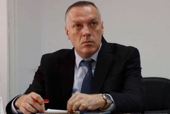 Božović: Više od hiljadu nastavnika traži dogovor zbog smanjenih plata