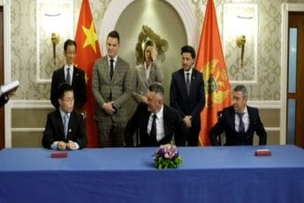 Abazović: Porazno je da se od Budve do Tivta putuje po nekoliko sati Abazović: Porazno je da se od Budve do Tivta putuje po nekoliko sati