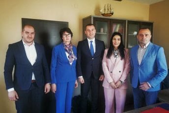 Šćekić: Država ima poseban senzibilitet prema onima koji brinu o zdravlju cjelokupne populacije Šćekić: Država ima poseban senzibilitet prema onima koji brinu o zdravlju cjelokupne populacije