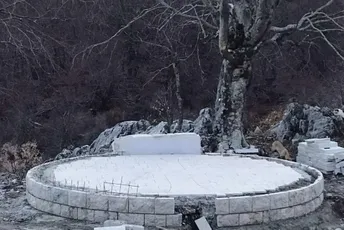 Grupa građana Cetinja: Spomenik Zvicerima da ne pokleknemo pred potomcima zlikovaca koji su spalili crnogorsku slobodu Grupa građana Cetinja: Spomenik Zvicerima da ne pokleknemo pred potomcima zlikovaca koji su spalili crnogorsku slobodu