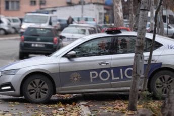 Kosovska policija: Šok bombe bačene na patrolu u Sjevernoj Mitrovici Ilustracija