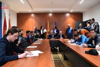 Za studenate šumarstva koji studiraju u regionu po 300 eura mjesečno Za studenate šumarstva koji studiraju u regionu po 300 eura mjesečno