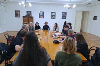 Vito Taufer režira „Radovana Trećeg“: Premijera u avgustu na sceni između crkava u Budvi Vito Taufer režira „Radovana Trećeg“: Premijera u avgustu na sceni između crkava u Budvi