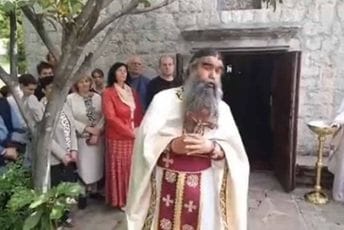 Sad su i škole loše, nikakve... Sad su i škole loše, nikakve...