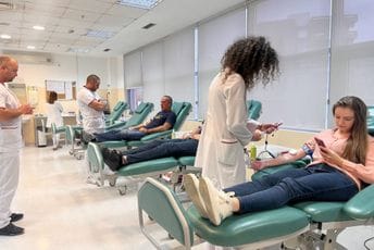 U okviru Nedjelje zdravlja: Više od 50 mladih danas dalo krv U okviru Nedjelje zdravlja: Više od 50 mladih danas dalo krv