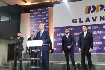 Đukanović: Izbori pokazali da CG srlja u velikosrpski nacionalizam; Živković: Na parlamentarnim moramo zadržati relevantnost Đukanović: Izbori pokazali da CG srlja u velikosrpski nacionalizam; Živković: Na parlamentarnim moramo zadržati relevantnost