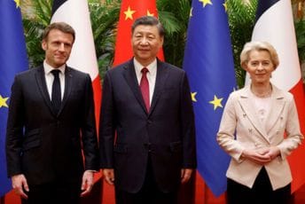 Fon der Lajen: Si Đinping obećao da će razgovarati sa Zelenskim Fon der Lajen: Si Đinping obećao da će razgovarati sa Zelenskim