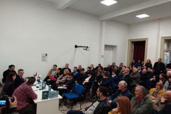 Nikolaidis: Nema konačnih pobjeda i poraza, moramo nastaviti da se borimo; Jakovina: Rijetko ko uči na tuđim greškama Nikolaidis: Nema konačnih pobjeda i poraza, moramo nastaviti da se borimo; Jakovina: Rijetko ko uči na tuđim greškama