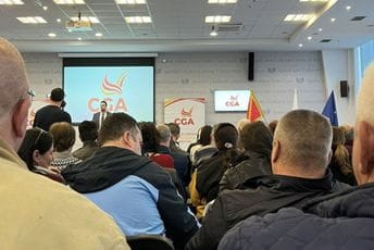 Predstavljena CGA: Nova su stranka, izaći će na parlamentarne izbore Predstavljena CGA: Nova su stranka, izaći će na parlamentarne izbore
