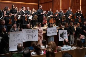 Zahtijevaju izmjene GKU za oblast kulture: Danas protest umjetnika ispred zgrade Vlade Zahtijevaju izmjene GKU za oblast kulture: Danas protest umjetnika ispred zgrade Vlade