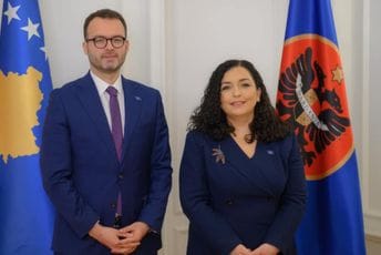 Šef kabineta Vjose Osmani traži sankcije zbog Vučićeve izjave Šef kabineta Vjose Osmani traži sankcije zbog Vučićeve izjave