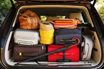 Evo šta se dešava sa neobezbijeđenim stvarima u automobilu u slučaju sudara Evo šta se dešava sa neobezbijeđenim stvarima u automobilu u slučaju sudara