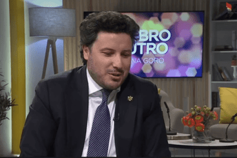 (VIDEO) Abazović o ženidbi: "Ne da niko ćerku" (VIDEO) Abazović o ženidbi: "Ne da niko ćerku"