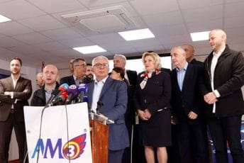 Mandić za predsjedničku trku potrošio više nego što ima Mandić za predsjedničku trku potrošio više nego što ima