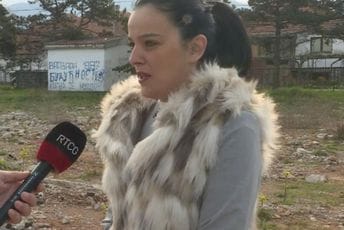 Muke učenika OŠ "Vladimir Nazor": Iz jedne porodice troje djece u tri škole Muke učenika OŠ "Vladimir Nazor": Iz jedne porodice troje djece u tri škole