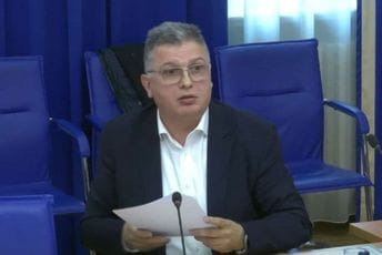 Tuži Vladu zbog 92.2 hiljade eura duga za zastupanje Tuži Vladu zbog 92.2 hiljade eura duga za zastupanje