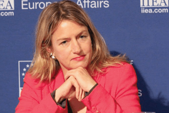 Balfur: Crna Gora bi za pet godina mogla postati članica EU, ali neophodne su političke reforme Balfur: Crna Gora bi za pet godina mogla postati članica EU, ali neophodne su političke reforme