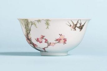 Kineska porcelanska činija iz 18. vijeka prodata na aukciji za 25 miliona dolara Kineska porcelanska činija iz 18. vijeka prodata na aukciji za 25 miliona dolara