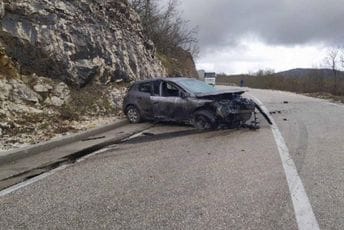 Udes u Vilusima: Povrijeđene dvije osobe Udes u Vilusima: Povrijeđene dvije osobe