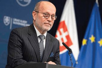 Kačer: Milatoviću će biti teško da uvede zemlju u EU, a da se oslanja na one koji su okrenuti Moskvi Kačer: Milatoviću će biti teško da uvede zemlju u EU, a da se oslanja na one koji su okrenuti Moskvi