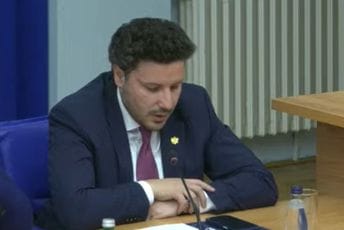 Abazović bi izdao tivatski aerodrom Abazović bi izdao tivatski aerodrom