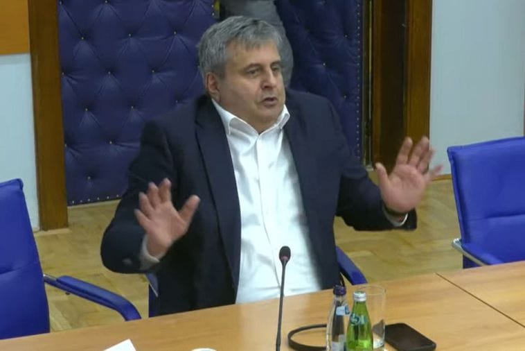 Radunović: Kosovu više valjalo priznanje Crne Gore nego 50 drugih Radunović: Kosovu više valjalo priznanje Crne Gore nego 50 drugih
