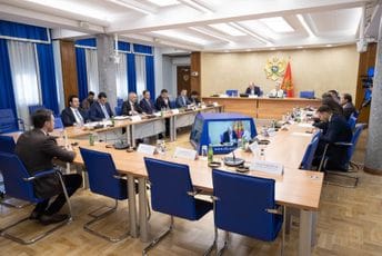 Danas će se znati lista kandidata za članove svih skupštinskih odbora Danas će se znati lista kandidata za članove svih skupštinskih odbora