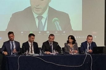 Šćekić: Stvaranje adekvatnog okruženja za osobe sa HIV-om prioritetna obaveza Šćekić: Stvaranje adekvatnog okruženja za osobe sa HIV-om prioritetna obaveza