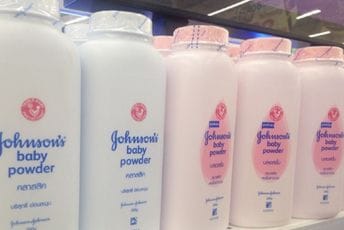 Johnson & Johnson traži zaustavljanje desetine hiljada tužbi zbog kancerogenog pudera Johnson & Johnson traži zaustavljanje desetine hiljada tužbi zbog kancerogenog pudera
